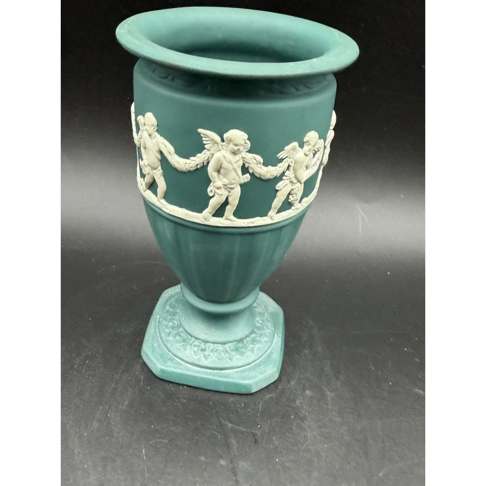 Wedgewood Jasperware Stemmed Vase Spruce Green With Cherubs 4 3/4 